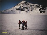  Introduzione allo Scialpinismo: Aiguille Rousse - Altro - <2001 - Altro - Foto varie - Voto: 7    - Last Visit: 13/4/2024 19.39.28 