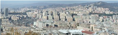  Panorama dalla facoltà di Ingegneria: la stazione di Genova Brignole e Oregina - Genova - 2005 - Paesi - Foto varie - Voto: 2    - Last Visit: 13/4/2024 19.55.42 