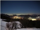  Panorama notturno innevato verso Genova e Santuario della Guardia - Savignone - 2022 - Panorami - Inverno - Voto: Non  - Last Visit: 15/6/2024 14.40.23 