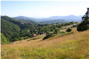  Uno sguardo verso il lontano mare dal Monte Cappellino - Savignone - 2006 - Panorami - Estate - Voto: Non  - Last Visit: 3/3/2024 18.59.7 